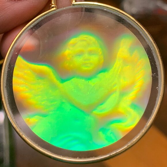 Vintage 90's Angel Cherub Hologram Necklace or keychain - Picture 1 of 9